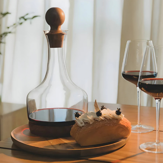 The Aeris Decanter | Elegant Wine Decanter for Refined Entertaining