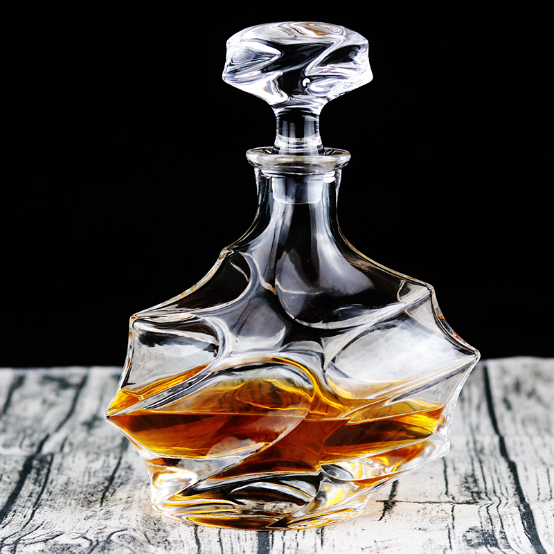 Helldream Crystal Decanter